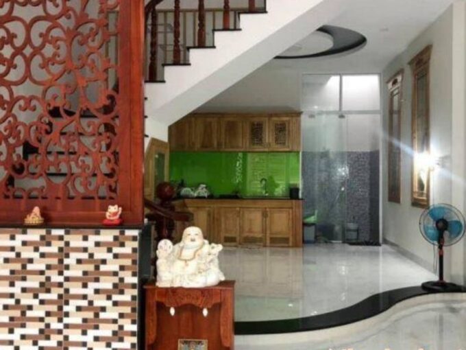 bán biệt thự quận 2